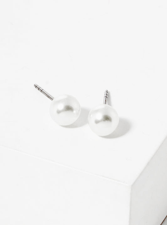 6mm pearl post stud earrings